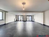 Offices to let in Immeuble de Bureau 120 m²
