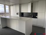 Offices to let in ARTS 40   +7