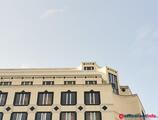 Offices to let in LOUISE 65   +7