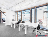 Offices to let in Manhattan Center