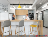Offices to let in De Kleetlaan 4