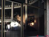 Offices to let in RAVENSTEIN GALERIE   +4