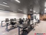 Offices to let in Spaces Manhattan Meeting Center