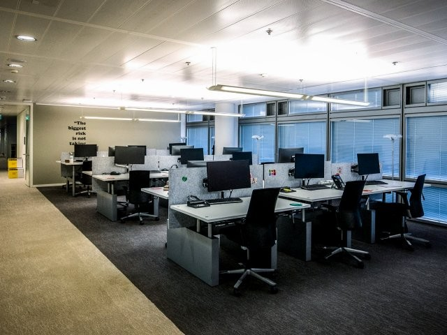 Belgium office market alert: two-thirds of employees reject hot-desking for dedicated desks