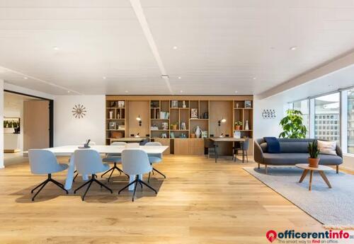 Offices to let in Manhattan Center