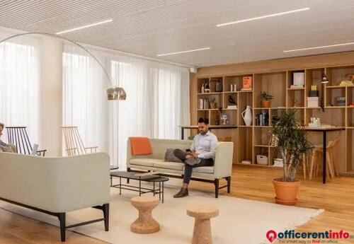 Offices to let in Court of Justice