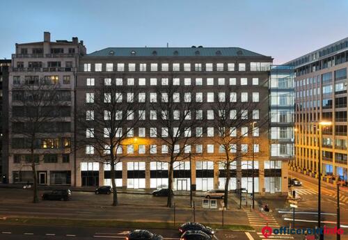 Offices to let in ROYAL PLAZA   +7