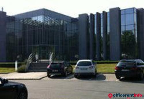 Offices to let in NEW TECH CENTER    +2