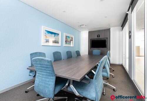 Offices to let in Adaptable workspace in Regus Jean Monnet