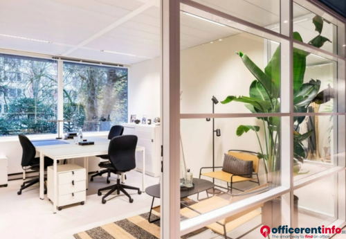 Offices to let in Silver Square Co Working - Louise