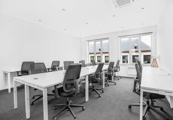 Activate your productivity with workspaces, services, and support at Regus Harmony