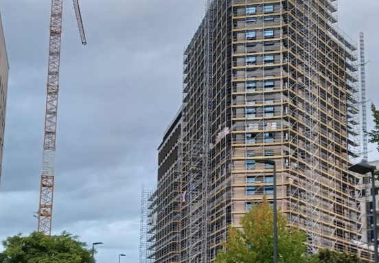 Charleroi: Tirou 1, the new 14-storey business and residential landmark in the heart of the Left Side park