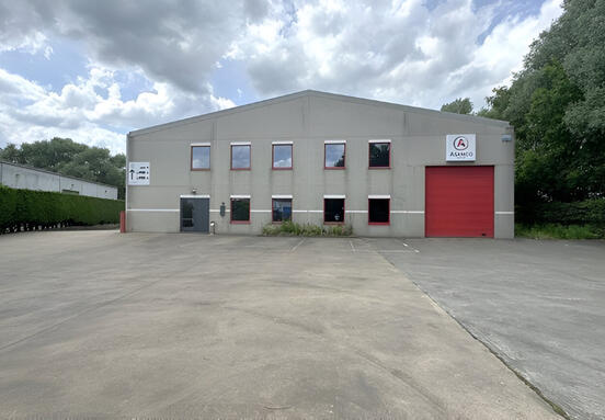Warehouse to rent - Woestijnstraat
