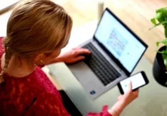 Remote work and women’s visibility: strategic implications for office design