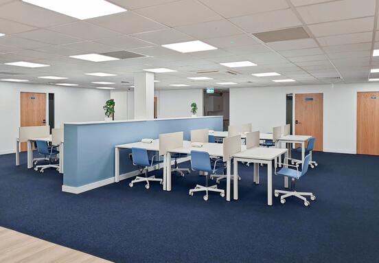 Adapt your workstyle in flexible spaces at HQ Humaniteitslaan