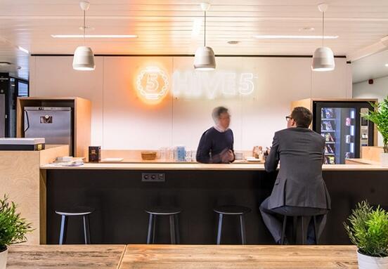 Hive5 Cours Saint-Michel