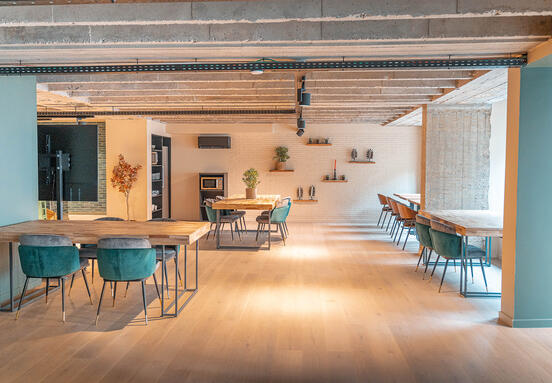 Co Working in Skylab Factory Louise